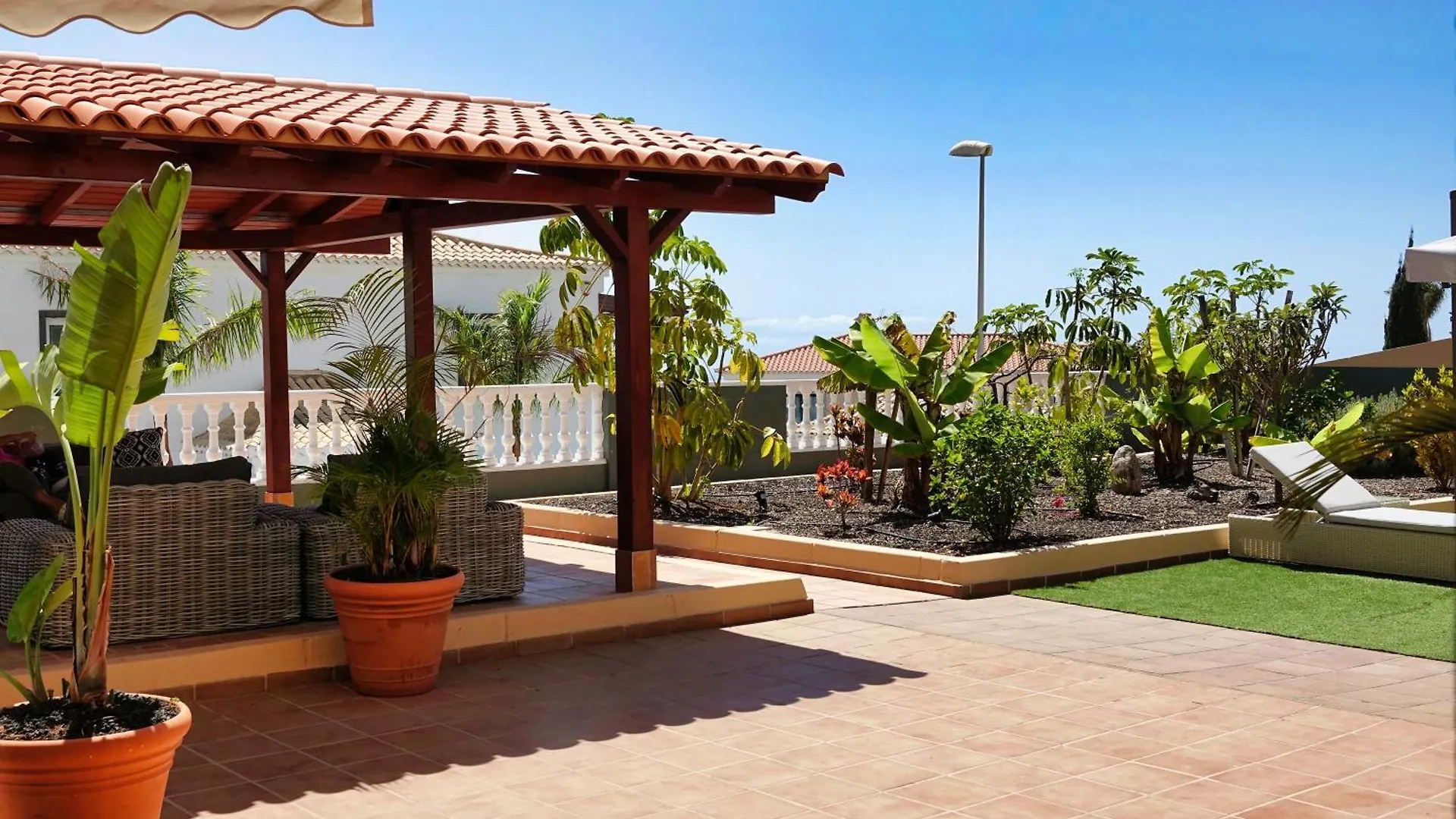 Villa Happiness Chalet With Heated Swimming Pool Costa Adeje