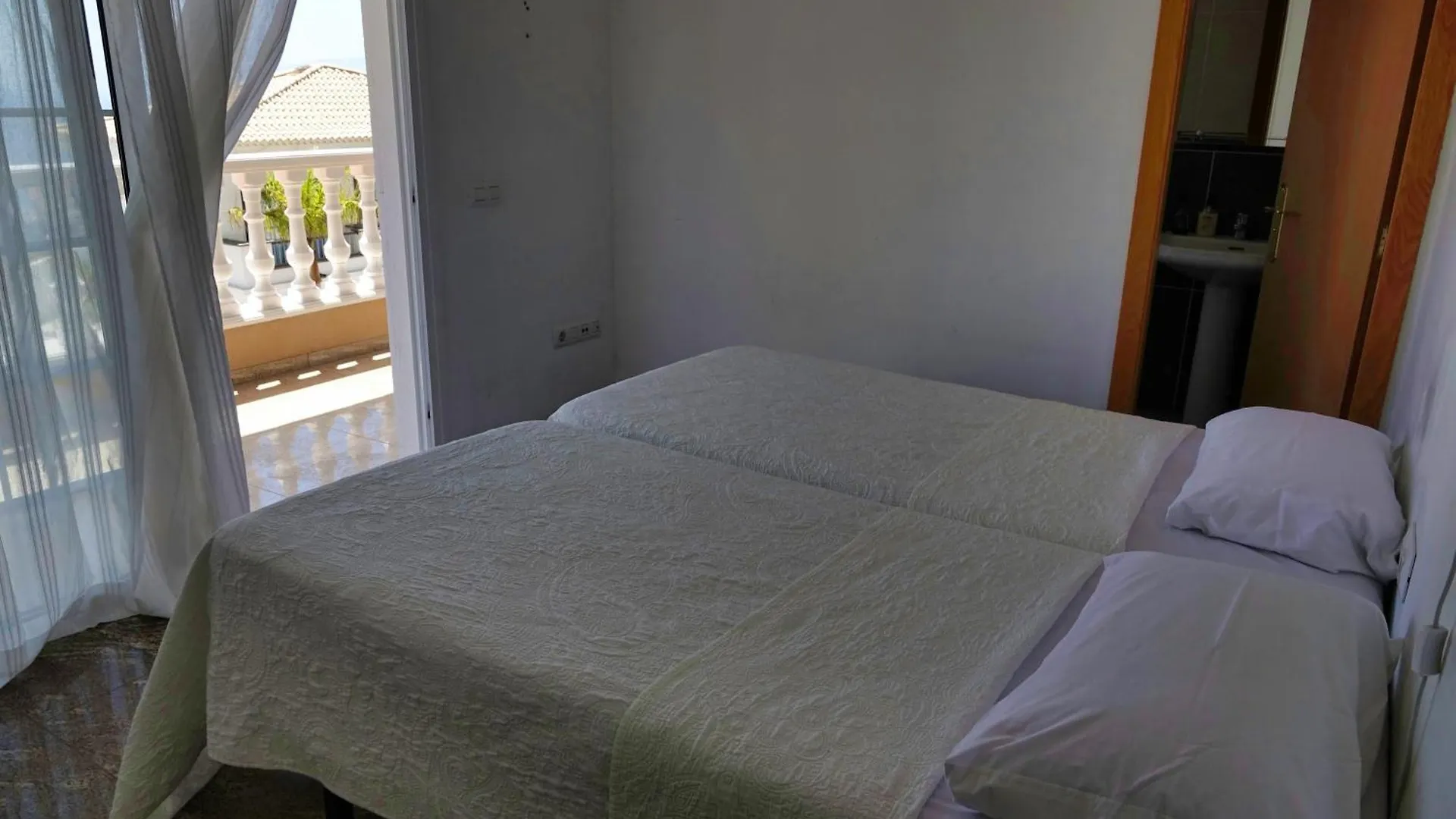 Happiness Chalet With Heated Swimming Pool Costa Adeje