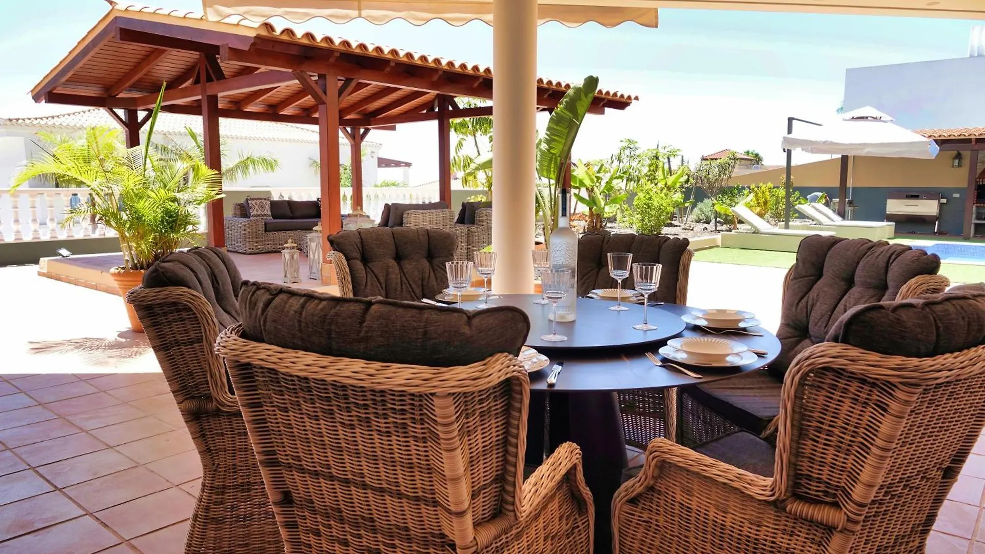 Happiness Chalet With Heated Swimming Pool Costa Adeje  Costa Adeje (Tenerife)