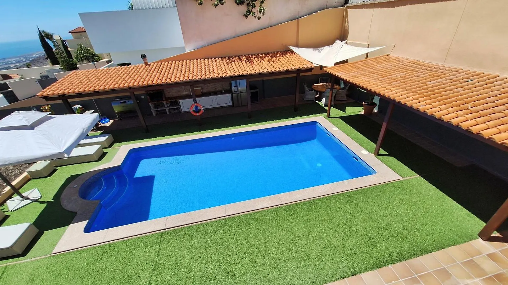 Happiness Chalet With Heated Swimming Pool Costa Adeje  0*, Costa Adeje (Tenerife)
