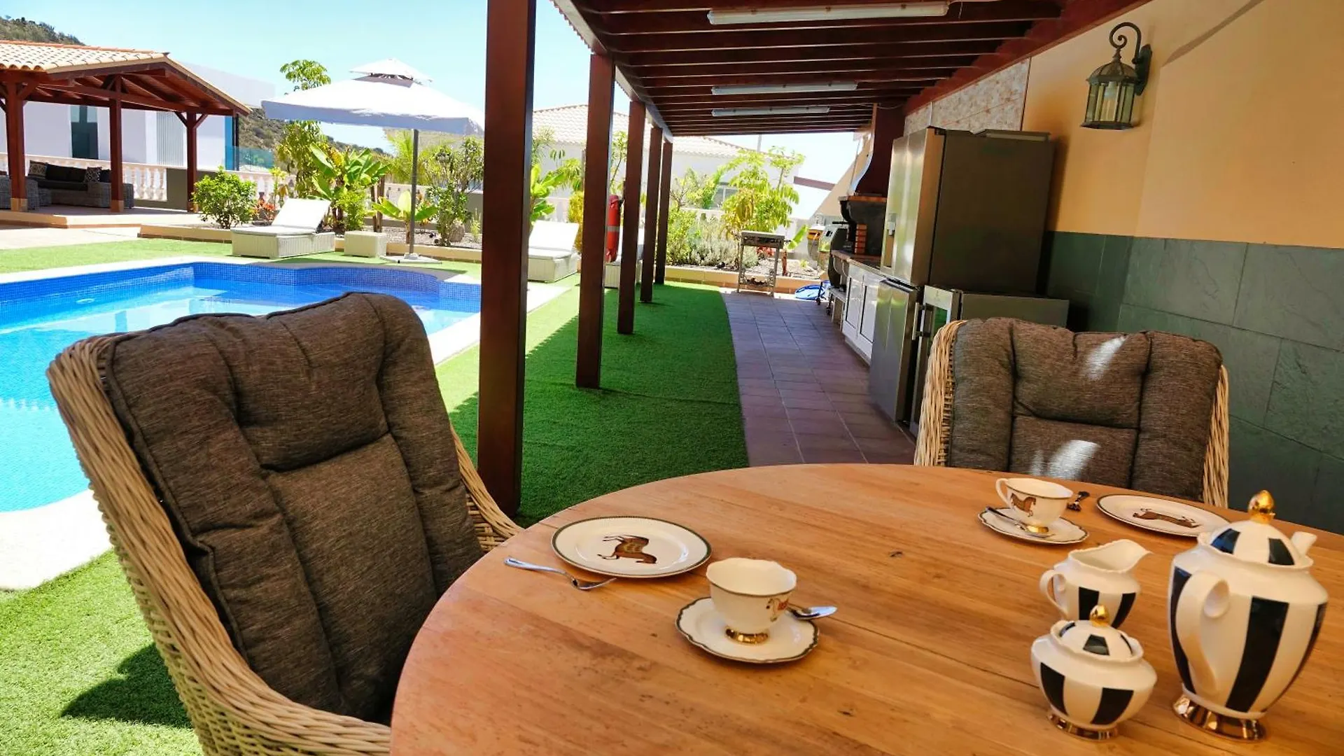 Happiness Chalet With Heated Swimming Pool Costa Adeje  Spain